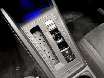 VOLKSWAGEN GOLF 2.0 TDI Style Hatchback 5dr Diesel DSG Euro 6 (s/s) (150 ps)