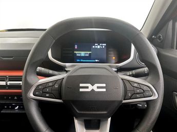 DACIA Spring 45 26.8kWh Expression Hatchback 5dr Electric Auto (45 ps)