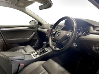 SKODA SUPERB 2.0 TDI SE Technology Hatchback 5dr Diesel DSG Euro 6 (s/s) (150