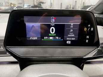 VOLKSWAGEN ID.3 Pro 58kWh Life Hatchback 5dr Electric Auto (145 ps)