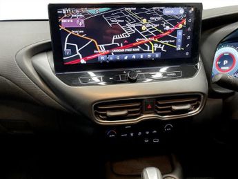 NISSAN JUKE 1.6 N-Connecta SUV 5dr Petrol Hybrid Auto Euro 6 (143 ps)