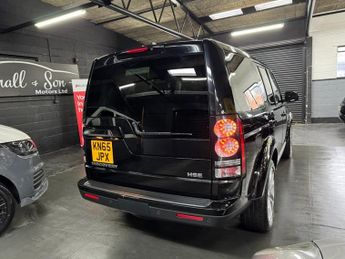 LAND ROVER DISCOVERY 4 3.0 SD V6 HSE SUV 5dr Diesel Auto 4WD Euro 6 (s/s) (256 bhp)