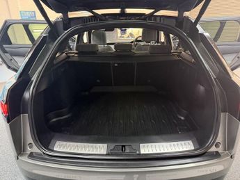 LAND ROVER RANGE ROVER VELAR 3.0 Si6 V6 R-Dynamic HSE SUV 5dr Petrol Auto 4WD Euro 6 (s/s) (3