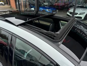 MERCEDES-BENZ A-CLASS 2.0 A45 AMG S Plus Hatchback 5dr Petrol 8G-DCT 4MATIC+ Euro 6 (s