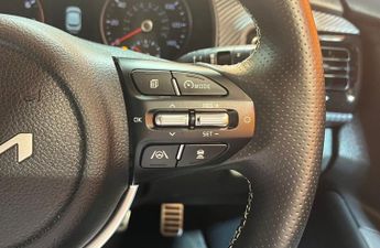 KIA STONIC 1.0 T-GDi MHEV GT-Line S SUV 5dr Petrol Hybrid DCT Euro 6 (s/s) 