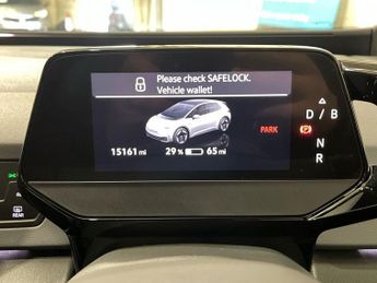 VOLKSWAGEN ID.3 Pro Performance 58kWh Life Hatchback 5dr Electric Auto (204 ps)