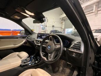 BMW IX3 80kWh M Sport Pro SUV 5dr Electric Auto (286 ps)