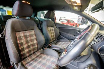 VOLKSWAGEN POLO 1.8 TSI GTI Hatchback 3dr Petrol DSG Euro 6 (s/s) (192 ps)