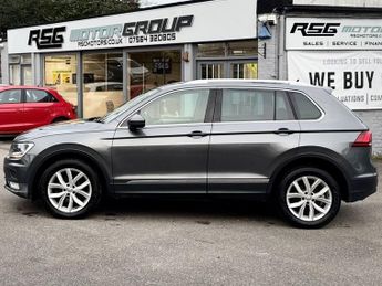 VOLKSWAGEN TIGUAN 2.0 TDI BlueMotion Tech SE Navigation SUV 5dr Diesel DSG 4Motion