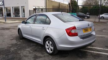 SKODA RAPID 1.6 TDI SE Hatchback 5dr Diesel Manual Euro 5 (105 ps)