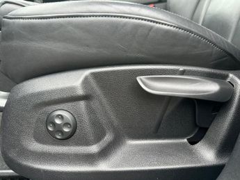 AUDI Q5 3.0 TDI V6 S line Plus SUV 5dr Diesel S Tronic quattro Euro 5 (s