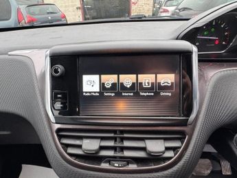 PEUGEOT 2008 1.6 e-HDi Active SUV 5dr Diesel EGC Euro 5 (s/s) (92 ps)