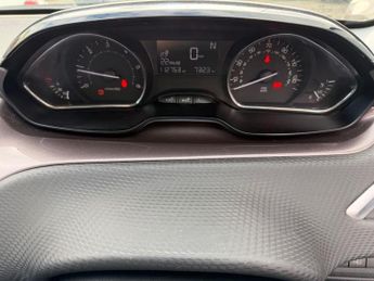 PEUGEOT 2008 1.6 e-HDi Active SUV 5dr Diesel EGC Euro 5 (s/s) (92 ps)