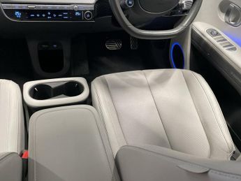 HYUNDAI IONIQ 5 73kWh Ultimate Hatchback 5dr Electric Auto (217 ps)