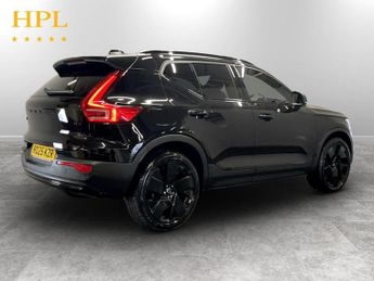 VOLVO XC40 2.0 B4 MHEV Plus Black Edition SUV 5dr Petrol Hybrid DCT Auto Eu