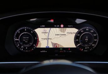 VOLKSWAGEN TIGUAN 2.0 TDI BlueMotion Tech R-Line SUV 5dr Diesel DSG Euro 6 (s/s) (