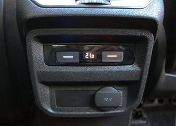 VOLKSWAGEN TIGUAN 2.0 TDI BlueMotion Tech R-Line SUV 5dr Diesel DSG Euro 6 (s/s) (