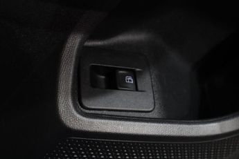 CUPRA FORMENTOR 1.4 eHybrid 12.8kWh V2 SUV 5dr Petrol Plug-in Hybrid DSG Euro 6 