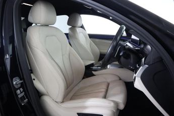 BMW 5 SERIES 2.0 520d MHT M Sport Saloon 4dr Diesel Hybrid Steptronic Euro 6 