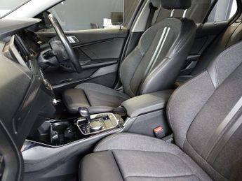 BMW 1 SERIES 1.5 118i Sport Hatchback 5dr Petrol DCT Euro 6 (s/s) (136 ps)