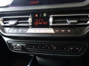 BMW 1 SERIES 1.5 118i Sport Hatchback 5dr Petrol DCT Euro 6 (s/s) (136 ps)