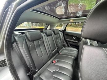 LAND ROVER RANGE ROVER EVOQUE 2.2 SD4 Dynamic SUV 5dr Diesel Auto 4WD Euro 5 (s/s) (190 ps)