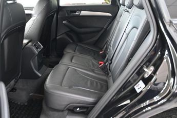 AUDI Q5 2.0 TDI S line Plus SUV 5dr Diesel S Tronic quattro Euro 6 (s/s)