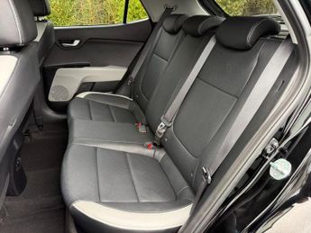 KIA STONIC 1.0 T-GDi 4 SUV 5dr Petrol DCT Euro 6 (s/s) (118 bhp)