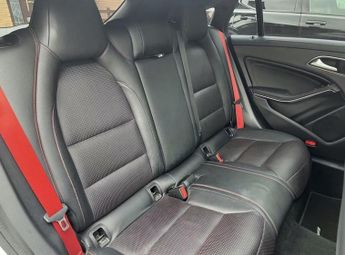 MERCEDES-BENZ CLA 2.0 CLA45 AMG Shooting Brake 5dr Petrol SpdS DCT 4MATIC Euro 6 (