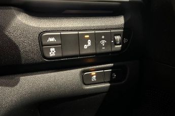 KIA NIRO 64kWh 4+ SUV 5dr Electric Auto (201 bhp) Reverse Camera, Front /