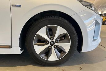 HYUNDAI IONIQ 28kWh Premium SE Hatchback 5dr Electric Auto (120 ps) Rear View 