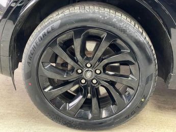 LAND ROVER DISCOVERY SPORT 2.0 D180 MHEV R-Dynamic SE SUV 5dr Diesel Auto 4WD Euro 6 (s/s) 