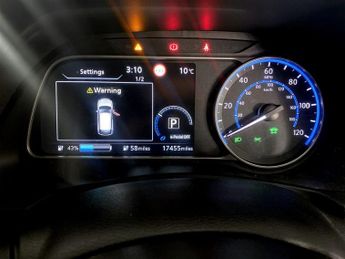NISSAN LEAF 39kWh Acenta Hatchback 5dr Electric Auto (150 ps)