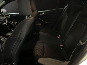 FORD FOCUS 1.0T EcoBoost MHEV ST-Line Hatchback 5dr Petrol Hybrid DCT Euro 