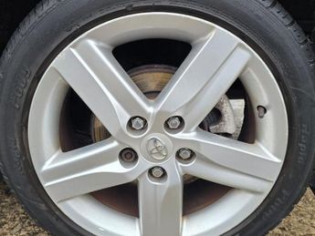 TOYOTA AURIS 1.6 V-Matic SR Hatchback 5dr Petrol Manual Euro 5 (132 ps)