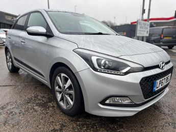 HYUNDAI I20 1.4 Premium Nav Hatchback 5dr Petrol Auto Euro 6 (100 ps)