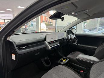 HYUNDAI IONIQ 5 77kWh Premium Hatchback 5dr Electric Auto (228 ps)