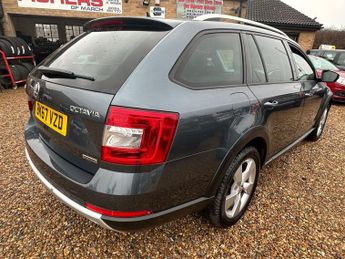 SKODA OCTAVIA 2.0 TDI Scout Estate 5dr Diesel DSG 4WD Euro 6 (s/s) (184 ps)