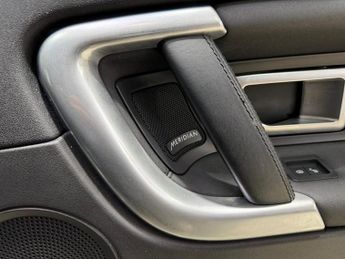 LAND ROVER DISCOVERY SPORT 2.0 TD4 Landmark SUV 5dr Diesel Auto 4WD Euro 6 (s/s) (180 ps)