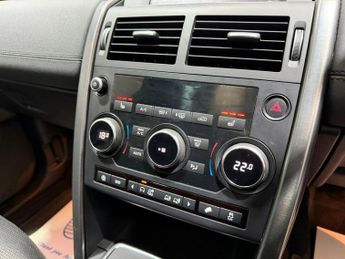 LAND ROVER DISCOVERY SPORT 2.0 TD4 Landmark SUV 5dr Diesel Auto 4WD Euro 6 (s/s) (180 ps)