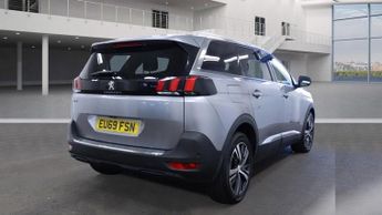 PEUGEOT 5008 1.2 PureTech GPF Allure SUV 5dr Petrol EAT Euro 6 (s/s) (130 ps)
