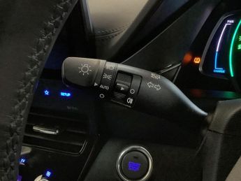 HYUNDAI IONIQ 38.3kWh Premium Hatchback 5dr Electric Auto (136 ps)