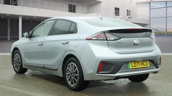 HYUNDAI IONIQ 38.3kWh Premium Hatchback 5dr Electric Auto (136 ps)