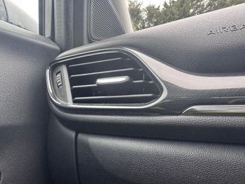 FORD PUMA 1.0T EcoBoost MHEV Titanium SUV 5dr Petrol Hybrid DCT Euro 6 (s/