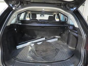 LAND ROVER DISCOVERY SPORT 2.0 TD4 SE Tech SUV 5dr Diesel Auto 4WD Euro 6 (s/s) (180 ps)