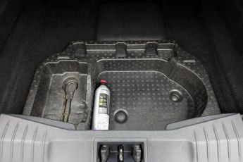 FORD MUSTANG MACH-E Standard Range 70kWh SUV 5dr Electric Automatic (269 ps)