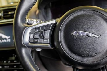 JAGUAR F-PACE 2.0 D180 Chequered Flag SUV 5dr Diesel Auto AWD Euro 6 (s/s) (18