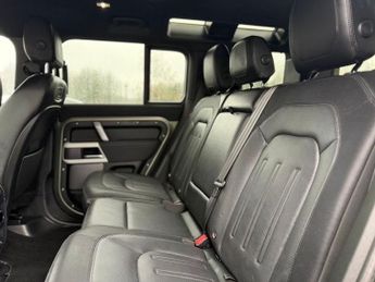 LAND ROVER DEFENDER 2.0 P400e 15.4kWh X-Dynamic SE SUV 5dr Petrol Plug-in Hybrid Aut