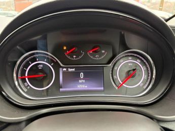 VAUXHALL INSIGNIA 2.0 CDTi ecoFLEX SRi Nav Hatchback 5dr Diesel Manual Euro 5 (s/s