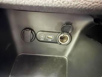 KIA CEED 1.6 CRDi 3 Hatchback 5dr Diesel Manual Euro 6 (s/s) (134 bhp)